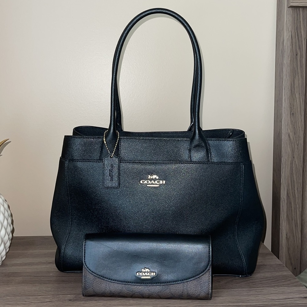 COACH PURSE &. WALLET SET video included!